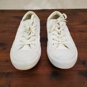 Converse Womens Shoes Size 6 White Leather Chuck Taylors Lace-Up  Low Top